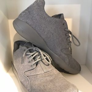 Jordan Eclipse size 10 cool grey/cool grey